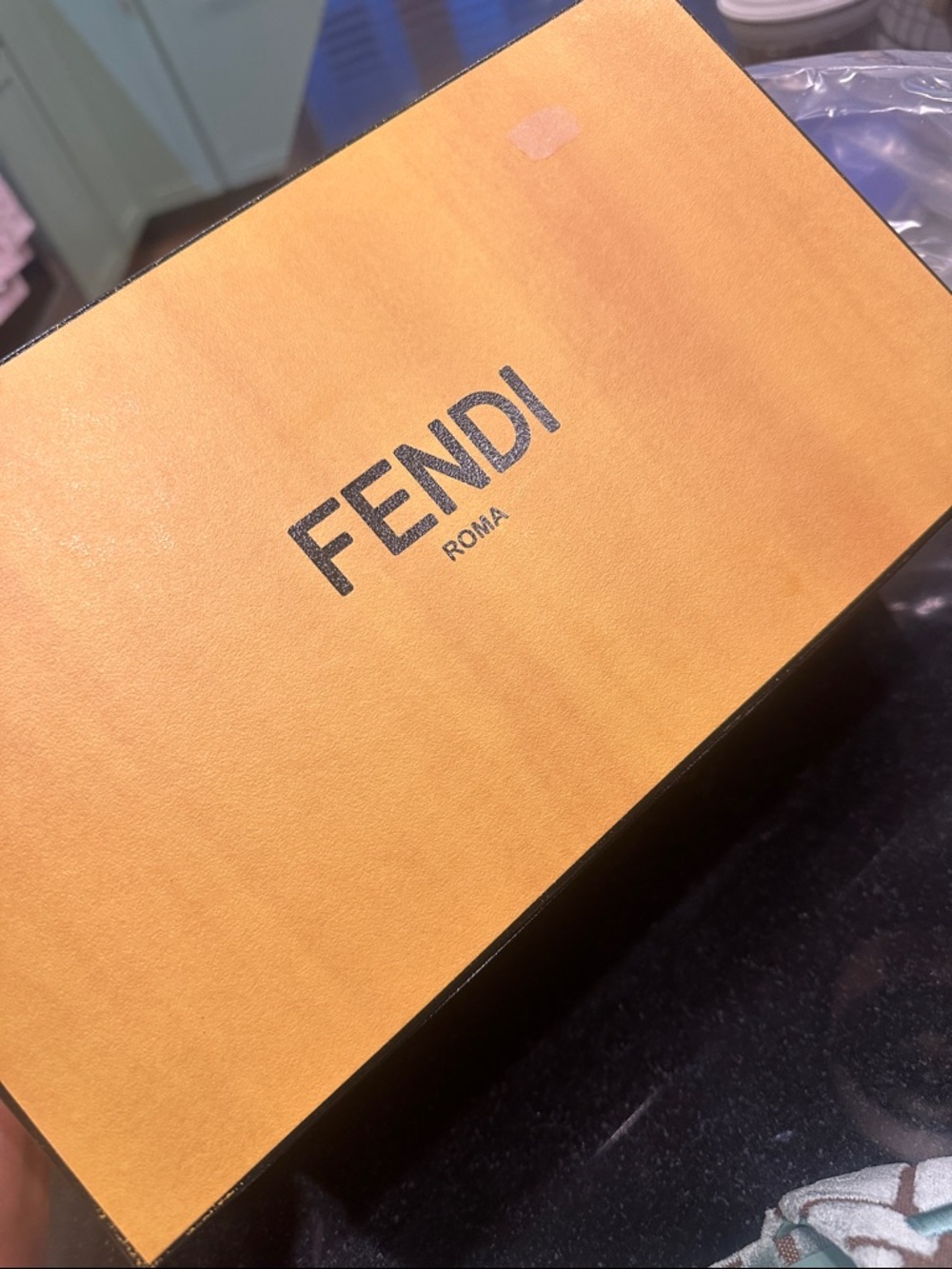 Fendi sunshine burnout velvet slides - Picture 5 of 5